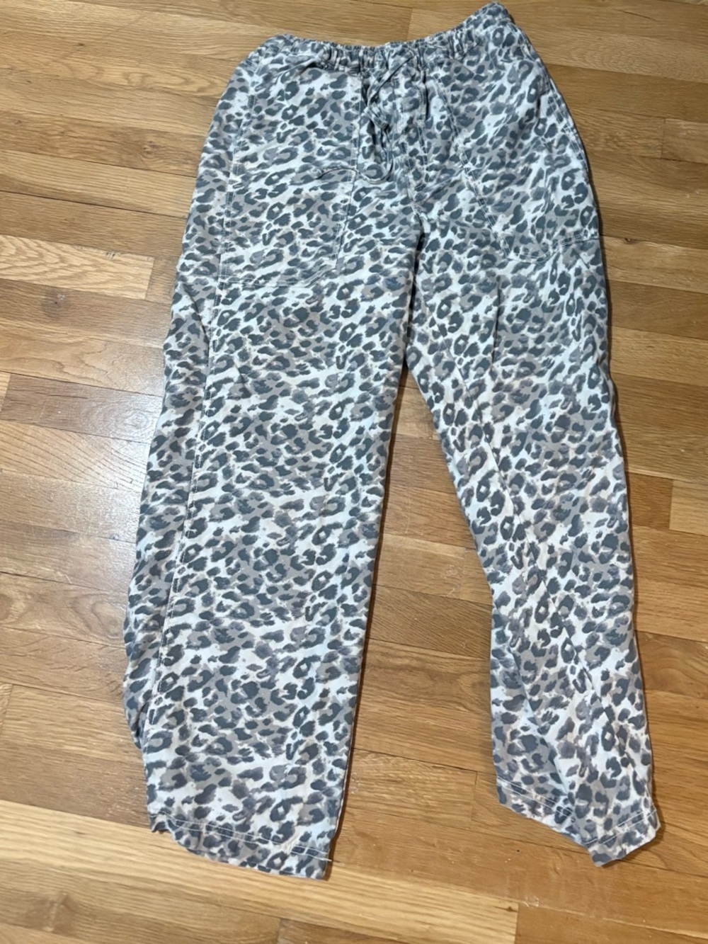 Adorable Cheetah Print Aerie Pants